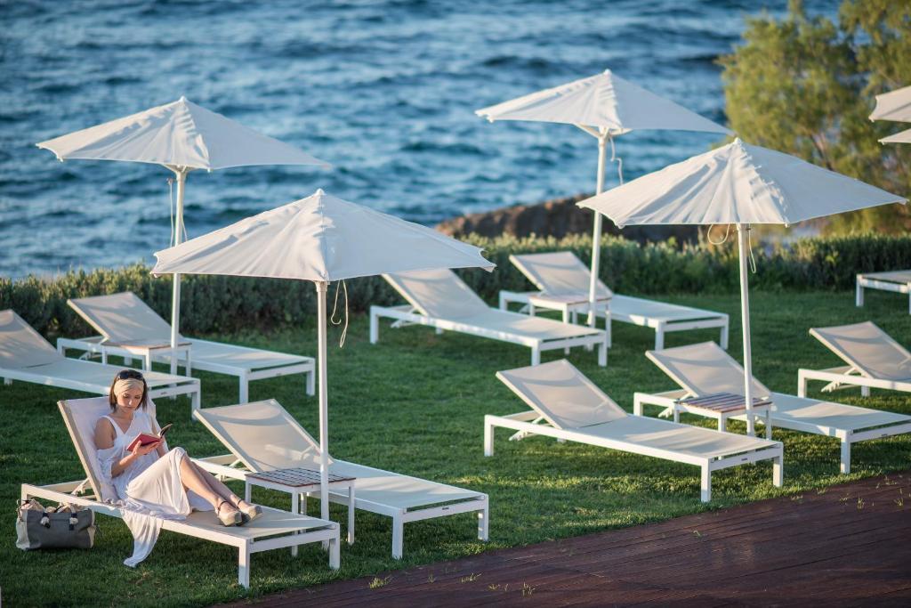 Aparthotel Corinna Mare 3*