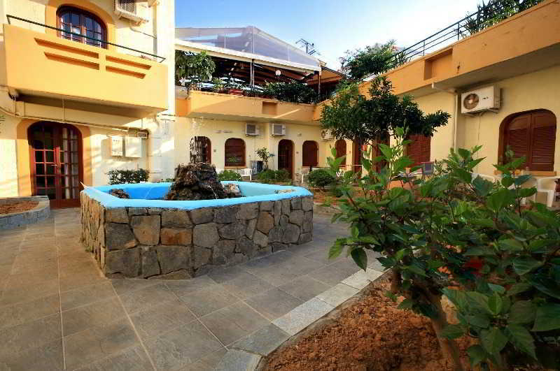 Paradise Hotel