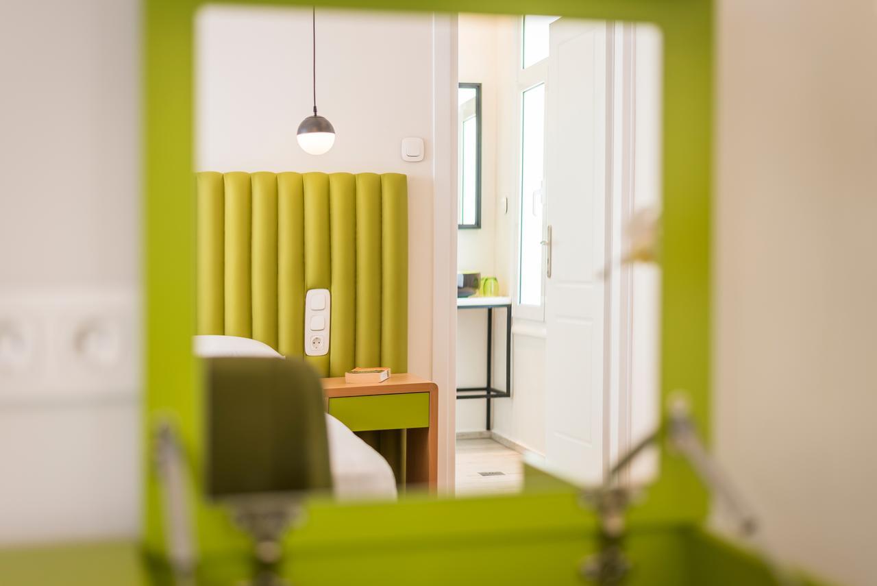 Thejoy Hotel *
