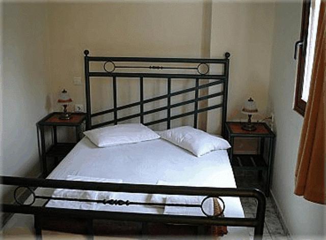 Apartment Constantinos *