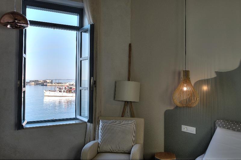 Hotel Elia Zampeliou (adults Only) 3*