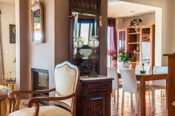 Villa Dafni *