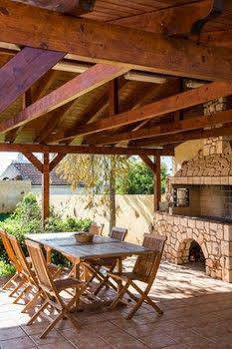 Villa Dafni *