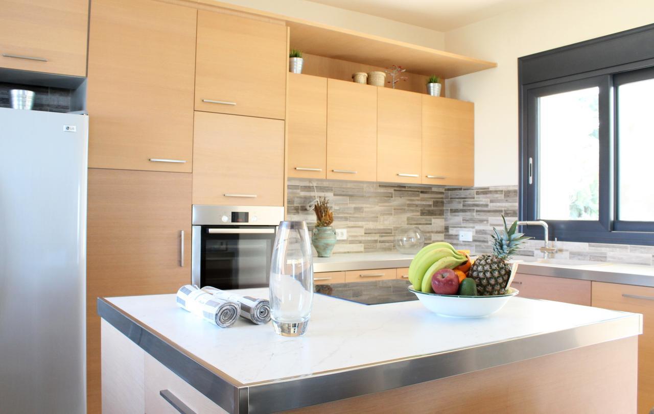 Koukouvaya Superb Penthouse Holiday home *