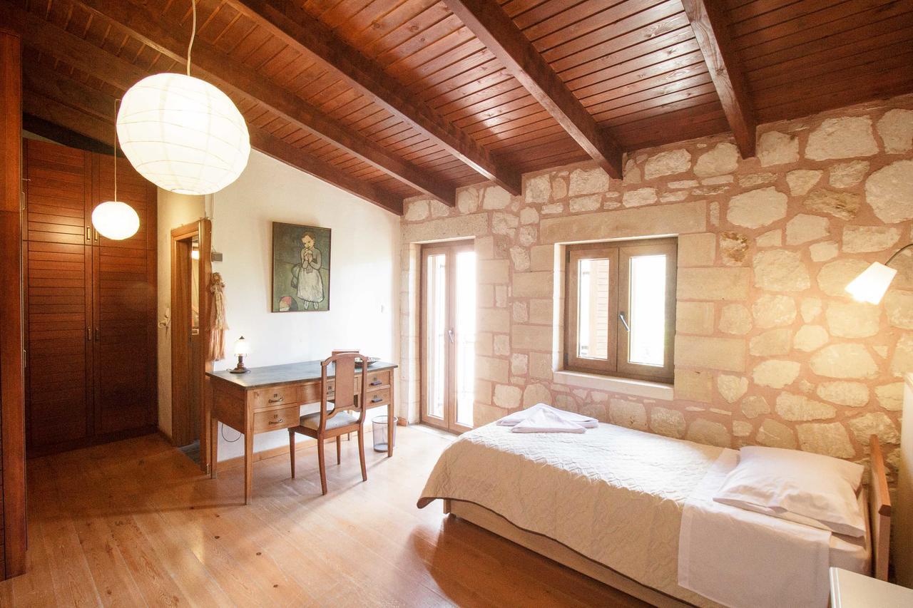 Traditional Elegant Cretan Stone For Families * Chania (Crete)