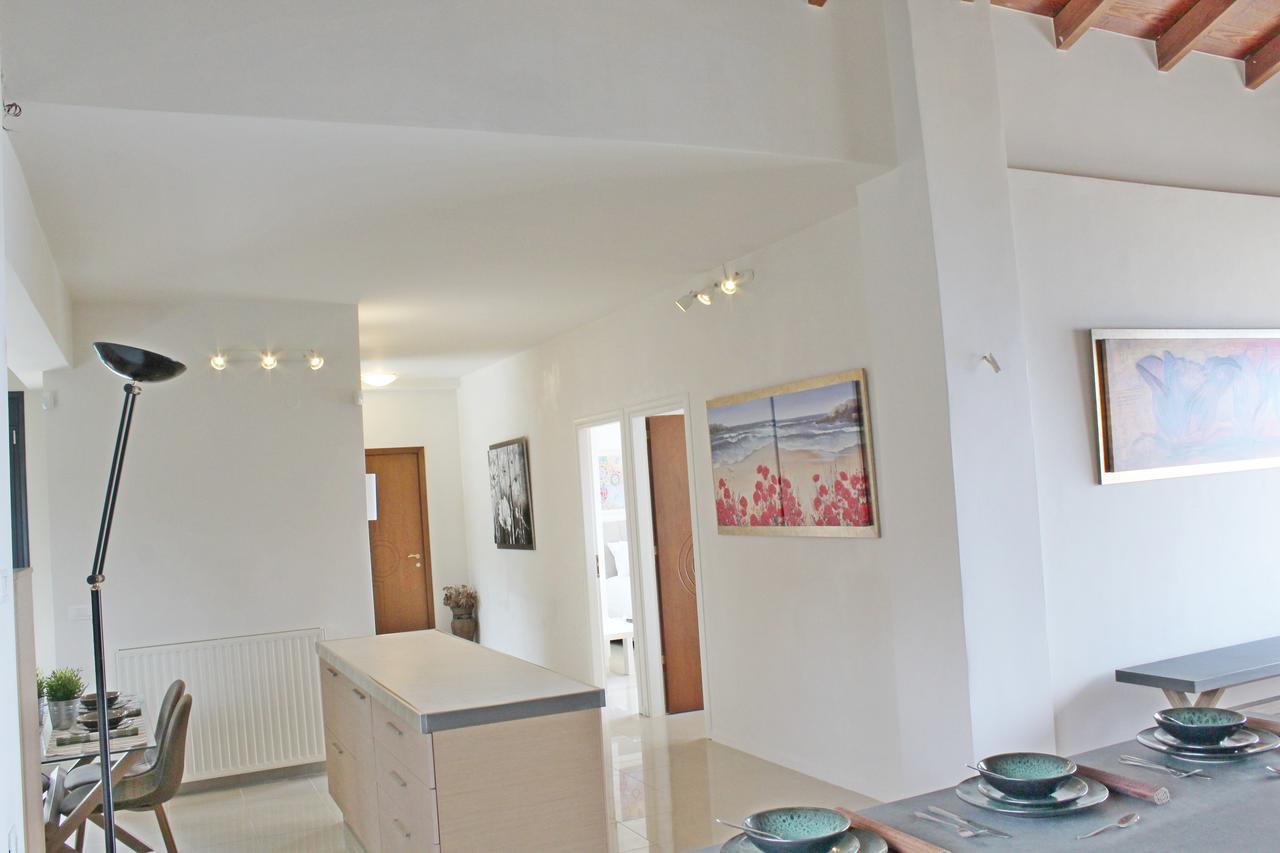 Koukouvaya Superb Penthouse Holiday home