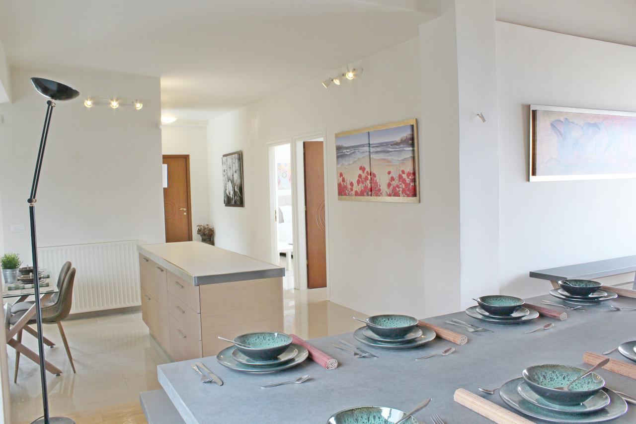 Koukouvaya Superb Penthouse *