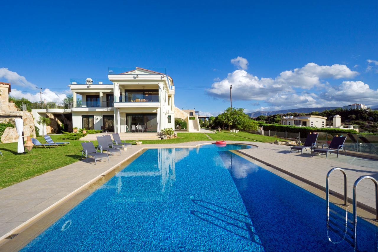 Golden Key Villas *