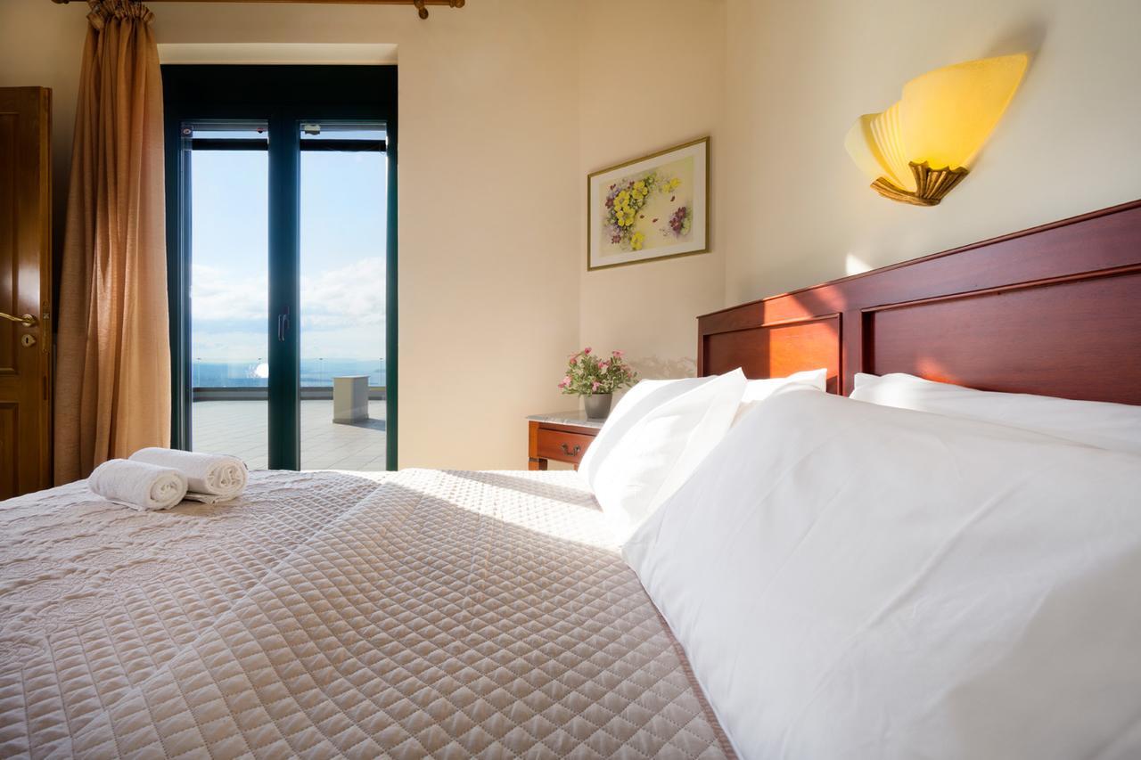 Golden Key Villas *