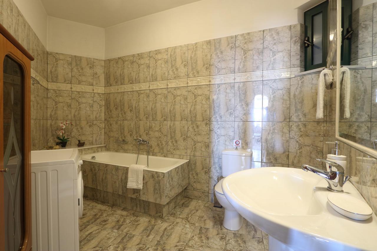 Golden Key Villas *