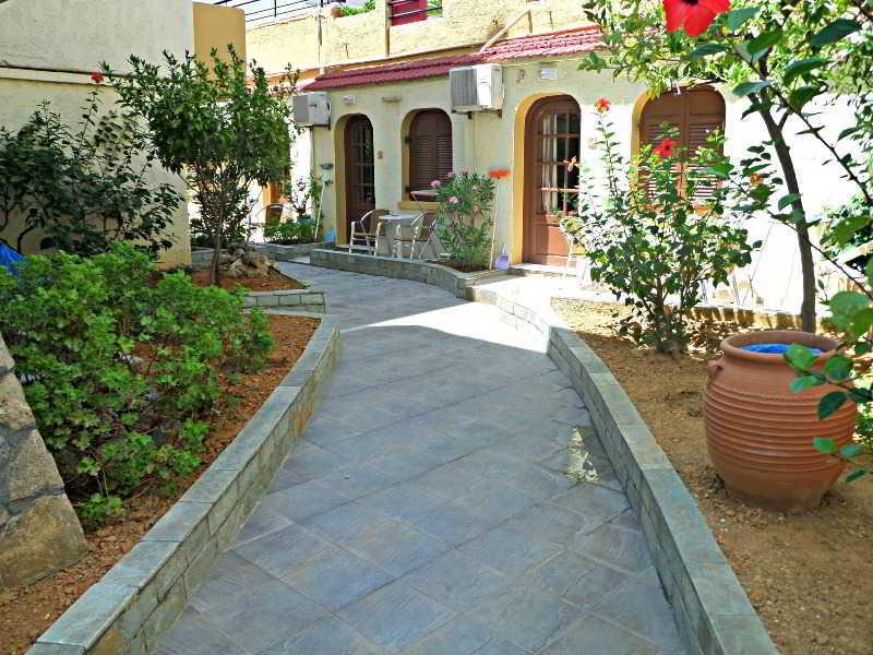 Paradise 2* Chania (Crete)