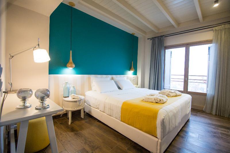 Elia Bettolo Hotel