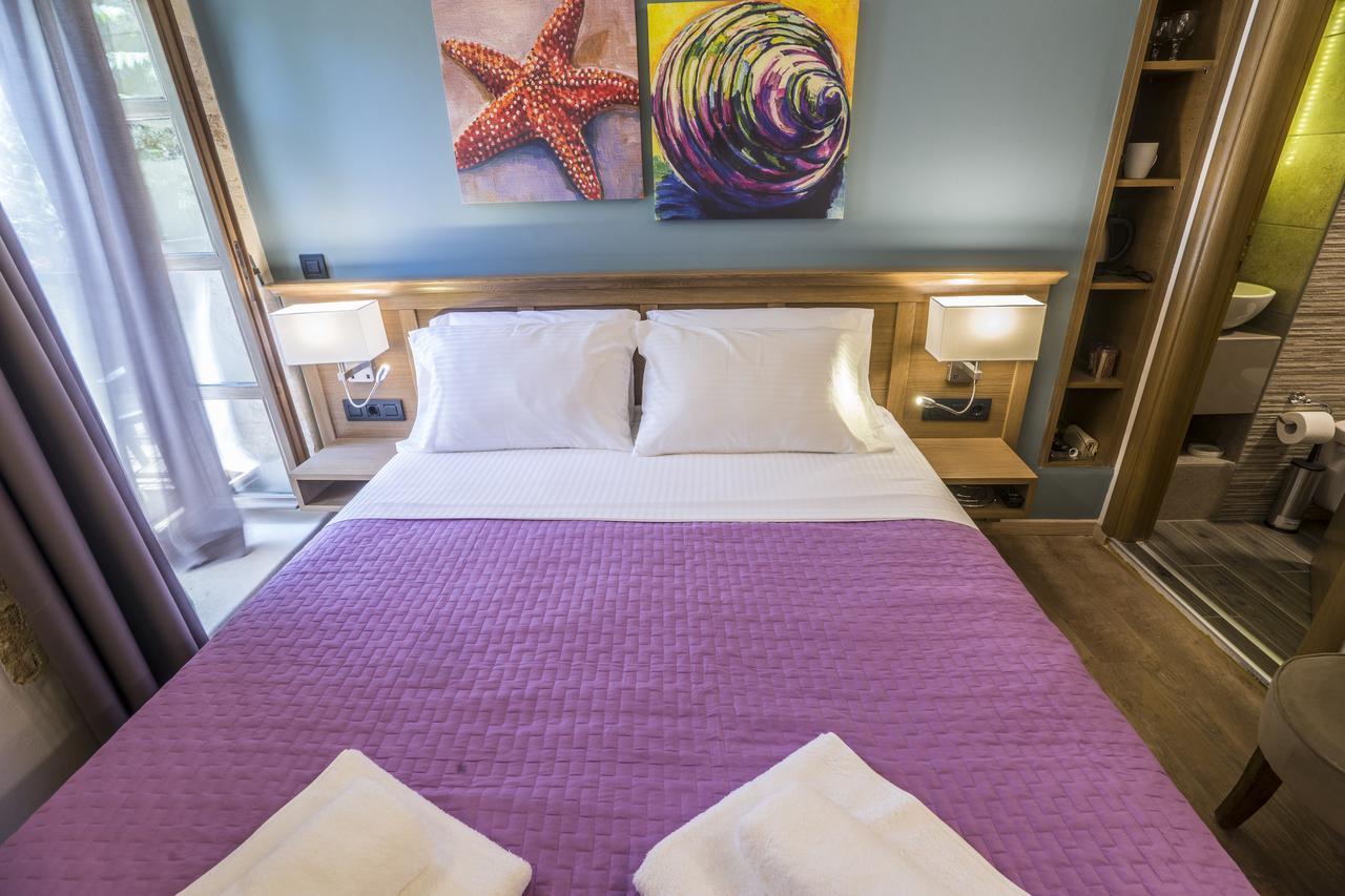 Aparthotel 11city 2*