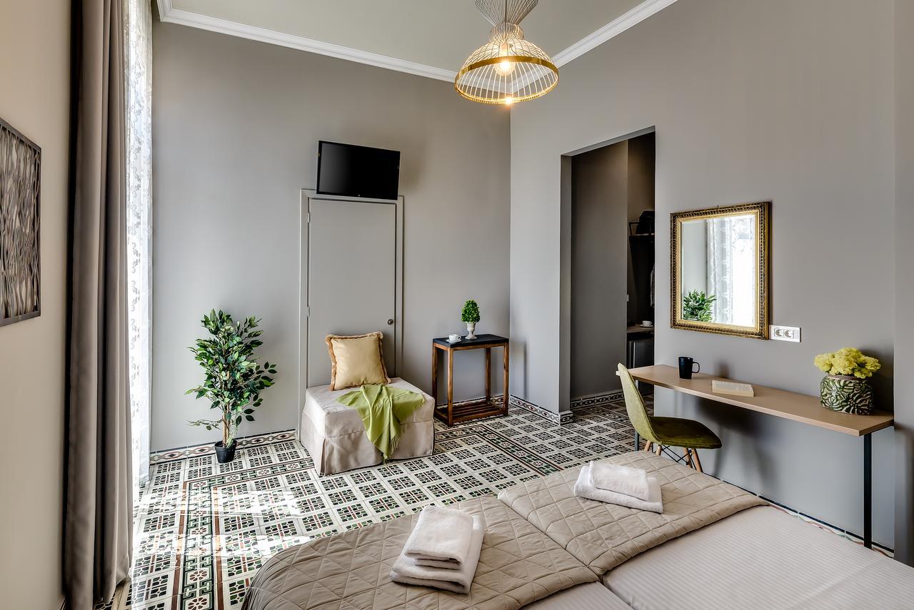 Mosaic Aparthotel 3*