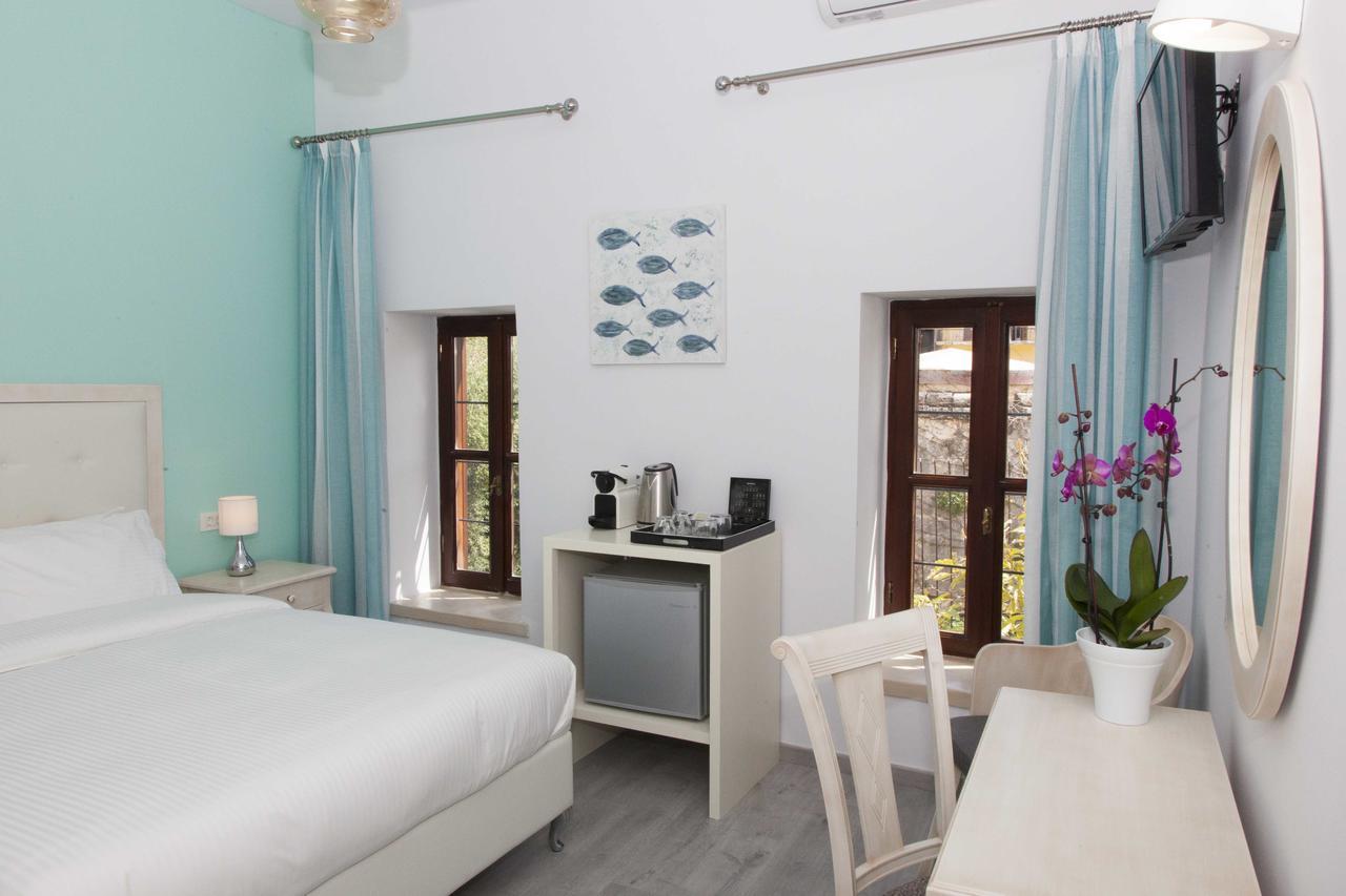Shalom Luxury Chrissi Akti Chania
