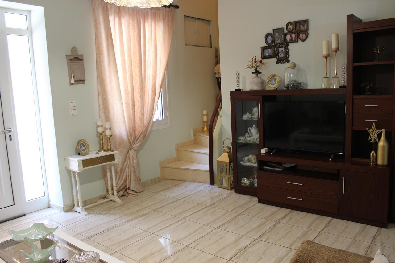 Zervos Chania *