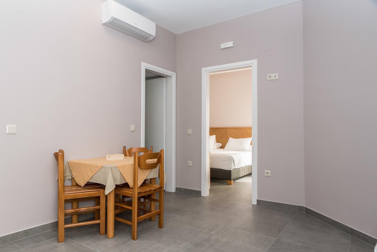 Aparthotel Creta Elena 2*