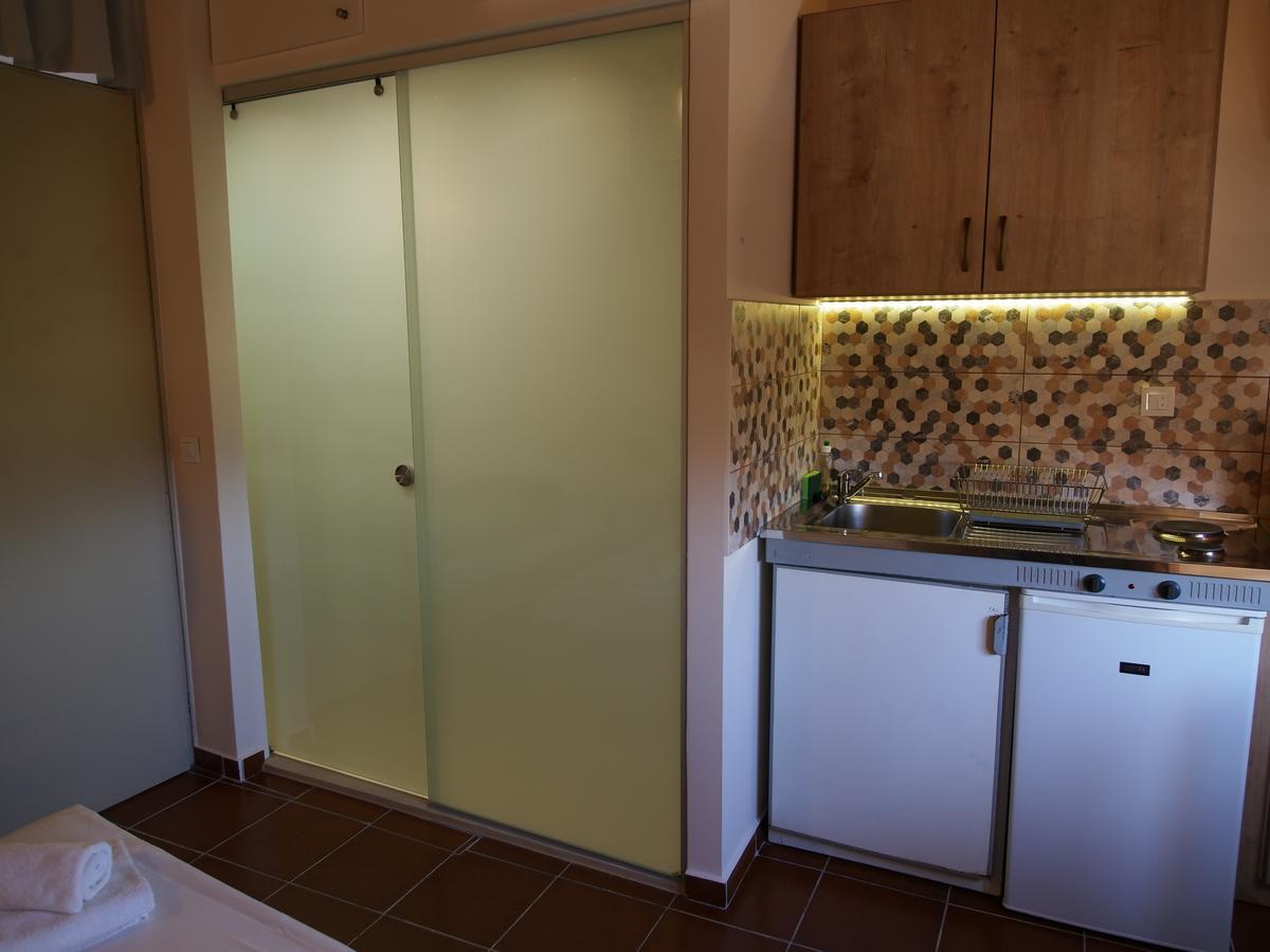 Fivos Guest house *