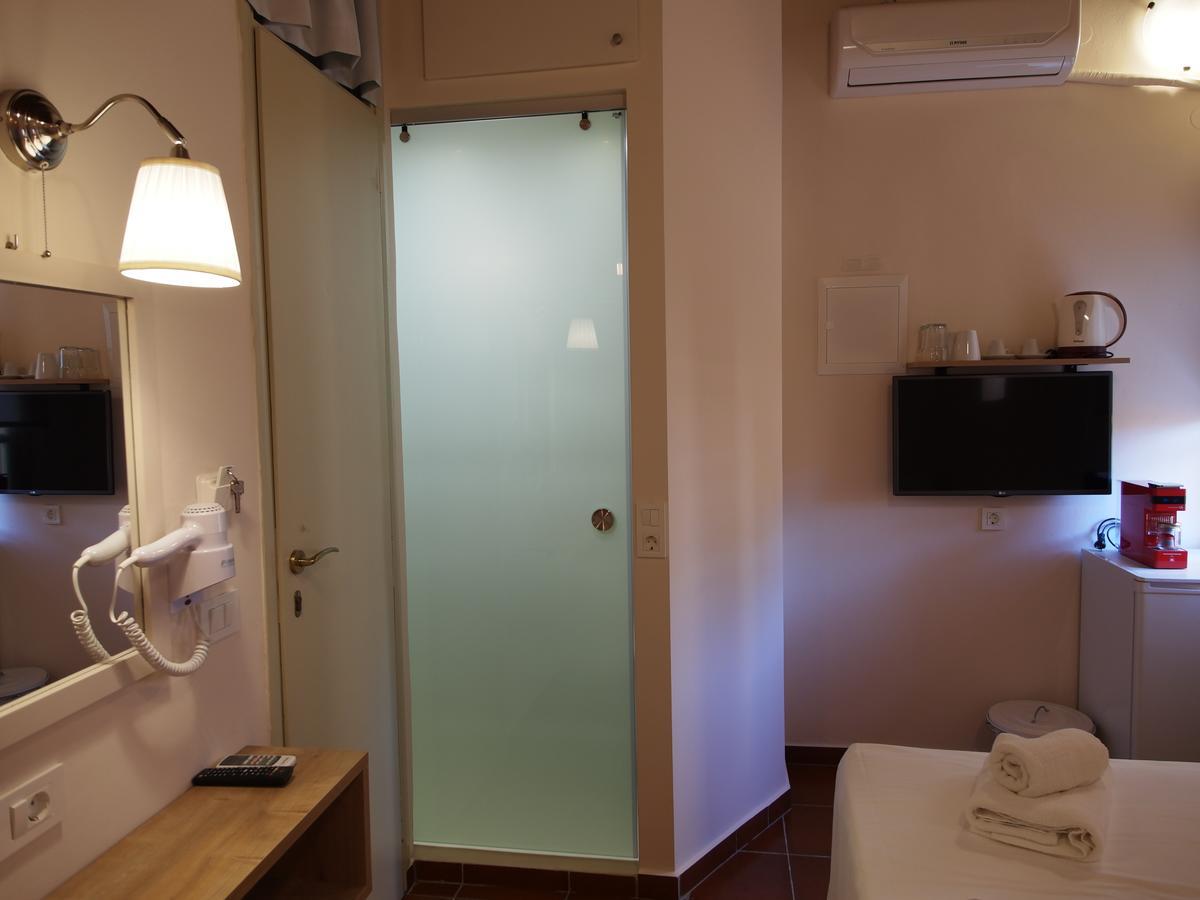 Fivos Guest house *