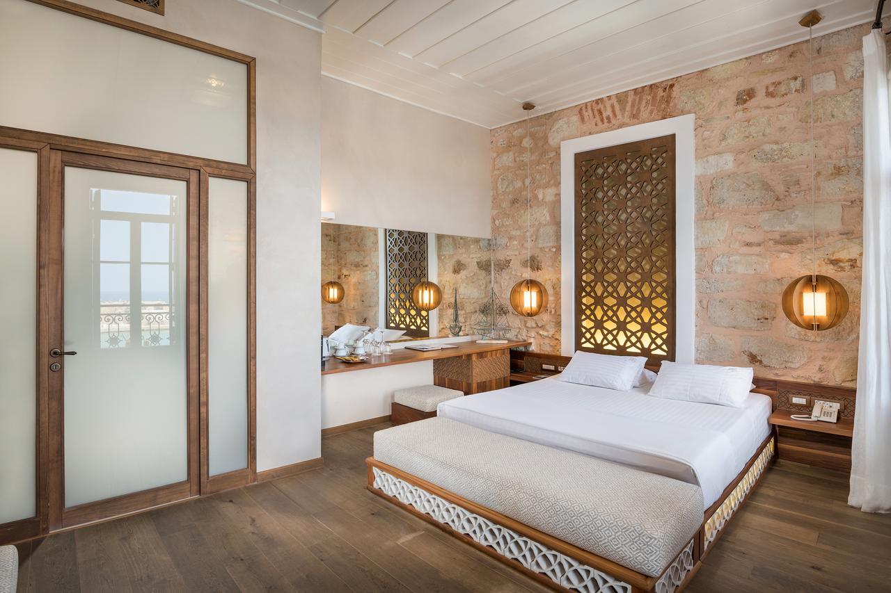 Ambassadors Boutique Hotel 5*
