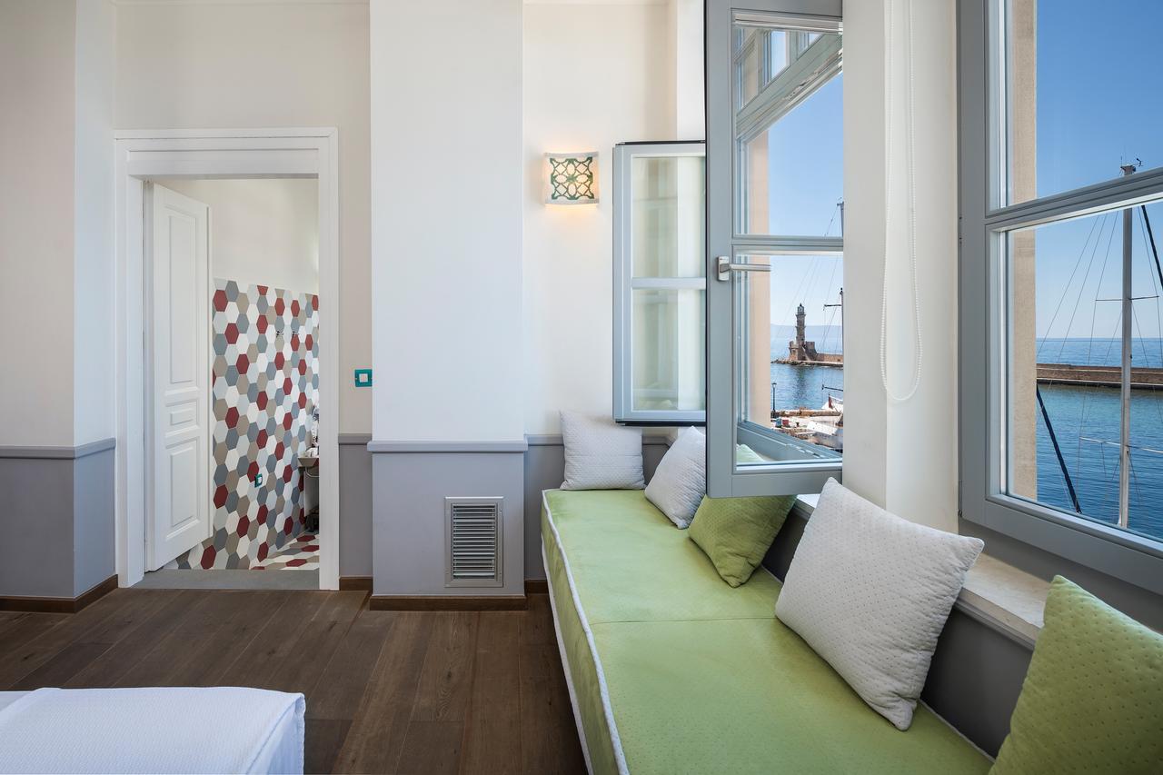 Ambassadors Boutique Hotel