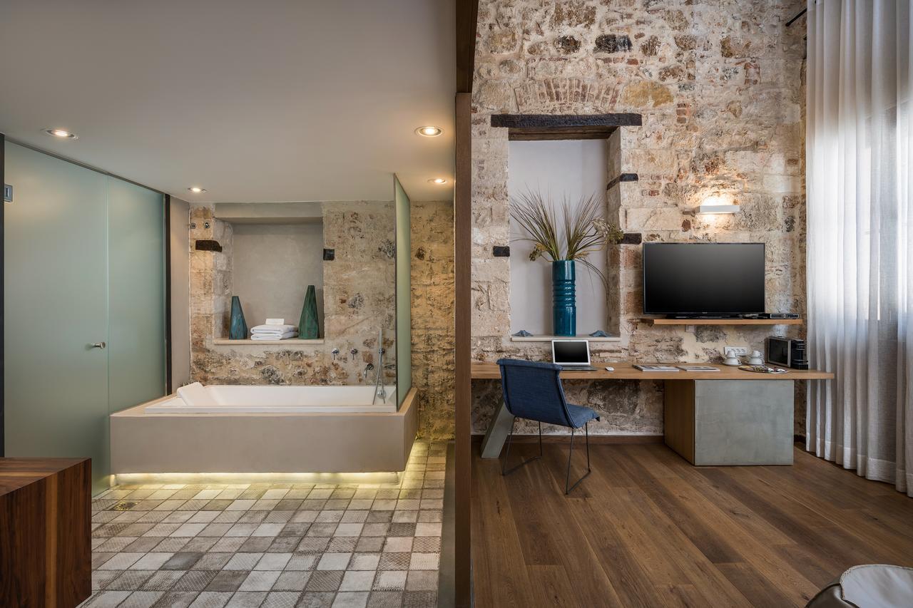 Hotel Ambassadors Boutique 5*