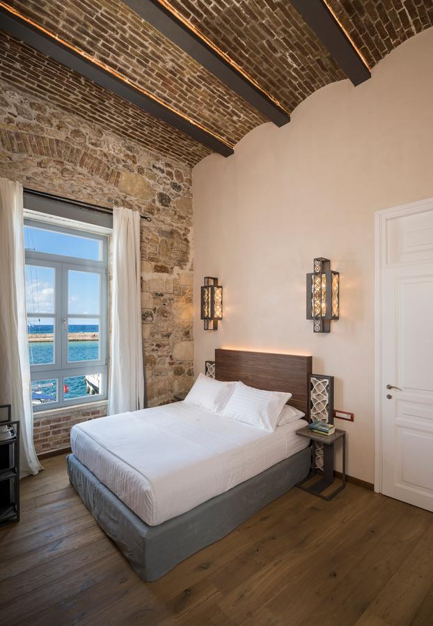 Ambassadors Boutique Hotel