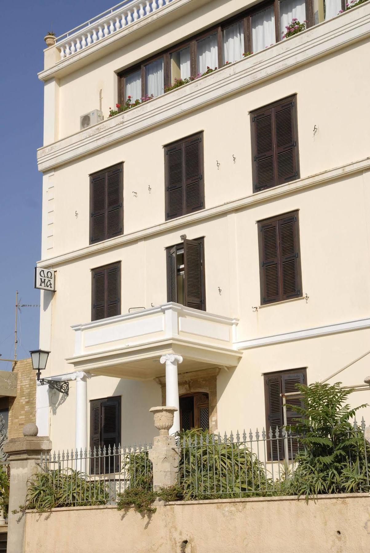 Doma Hotel