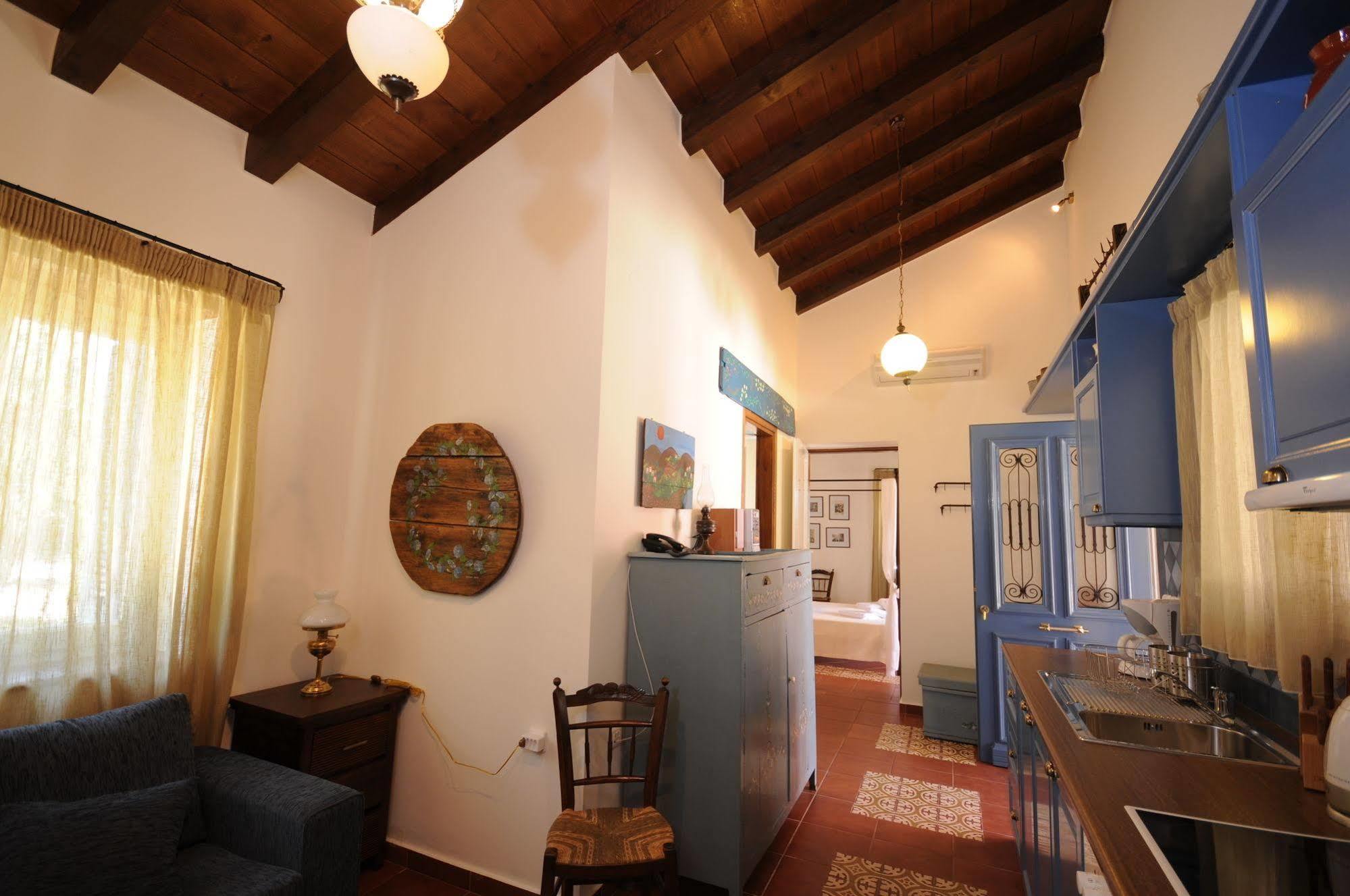 Aparthotel Metohi Georgila