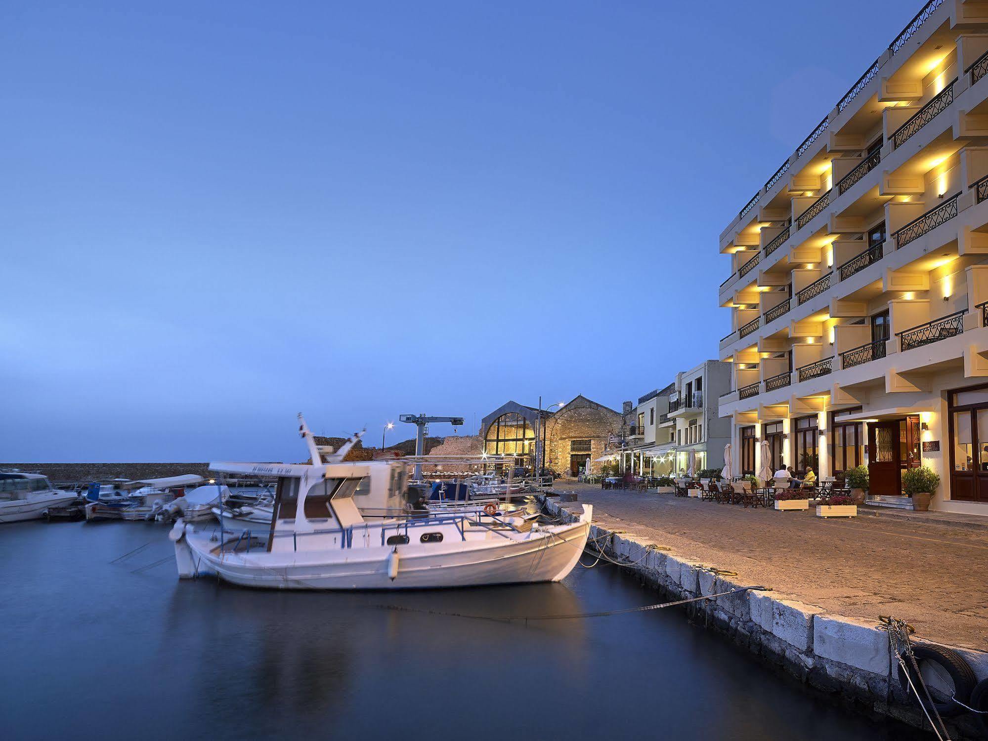 Porto Veneziano Hotel 3*