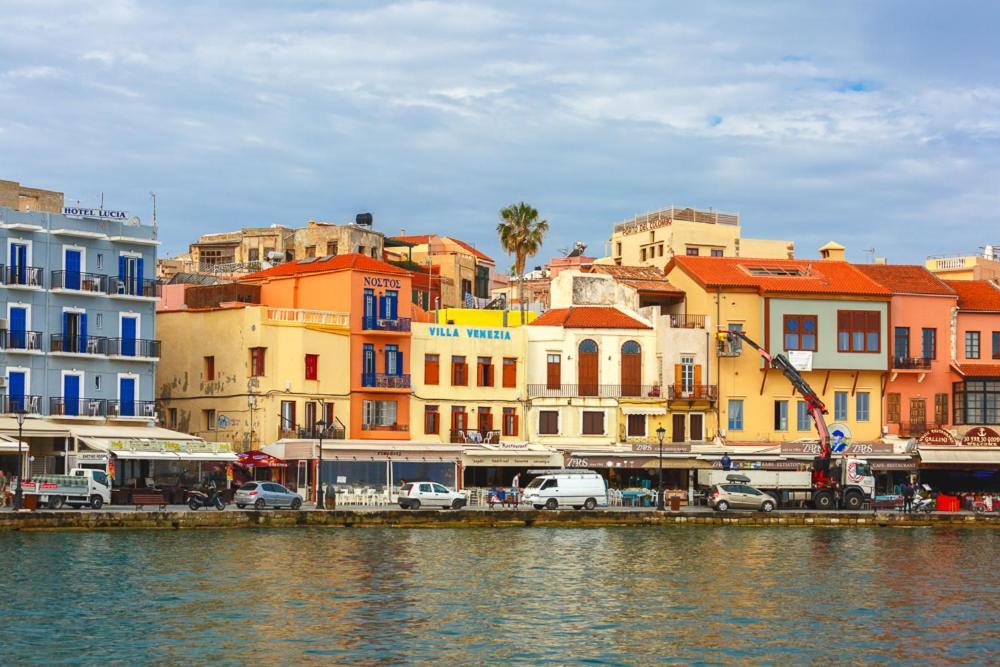 Venezia 2* Chania (Crete)