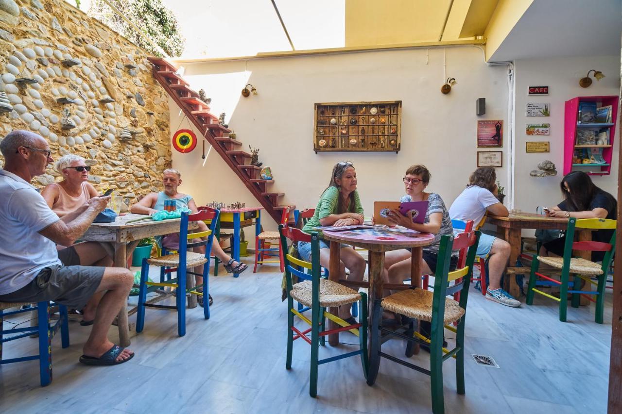Frühstückspension Poco Loco Chania (Crete)
