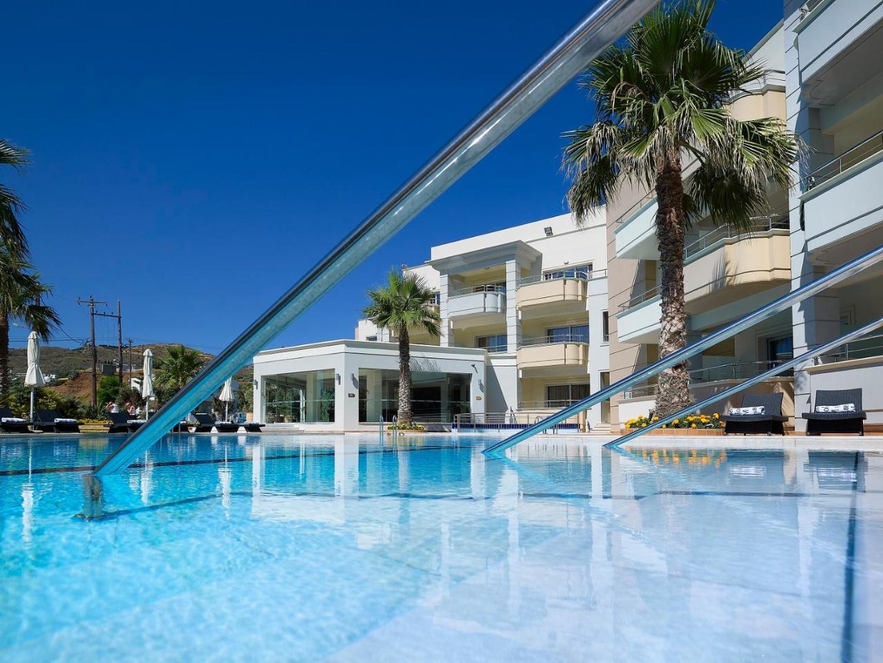 Molos Bay 4*