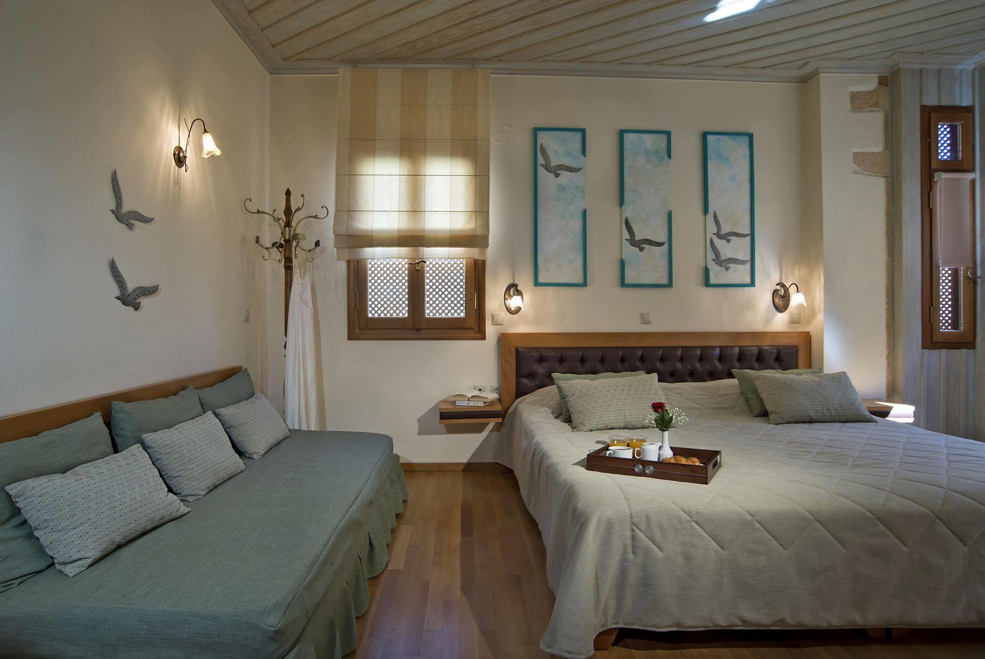 Hotel Ionas Boutique 3*