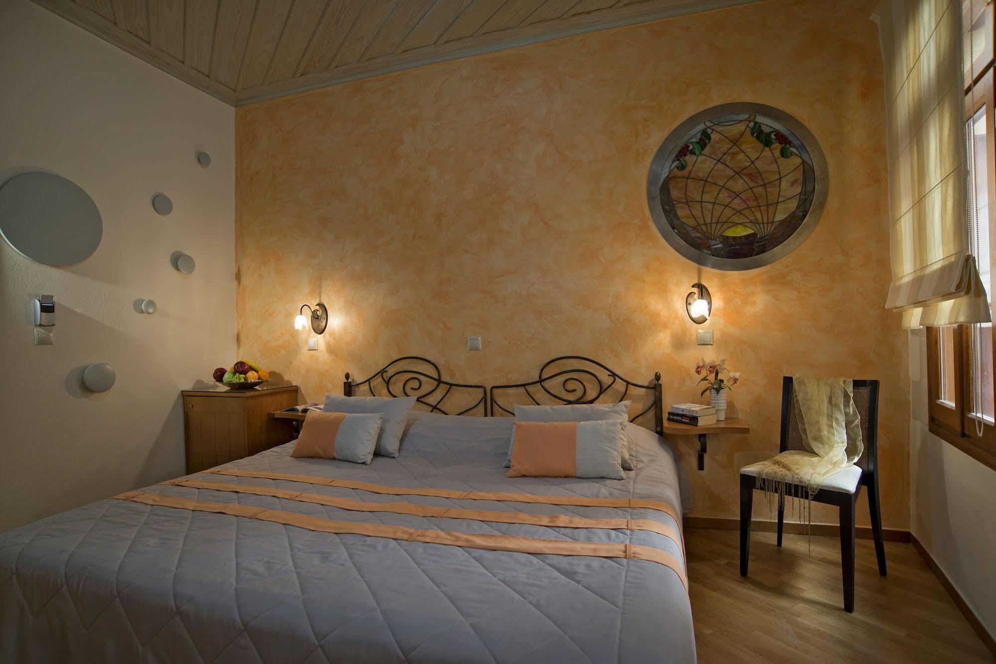Ionas Boutique Hotel 3*