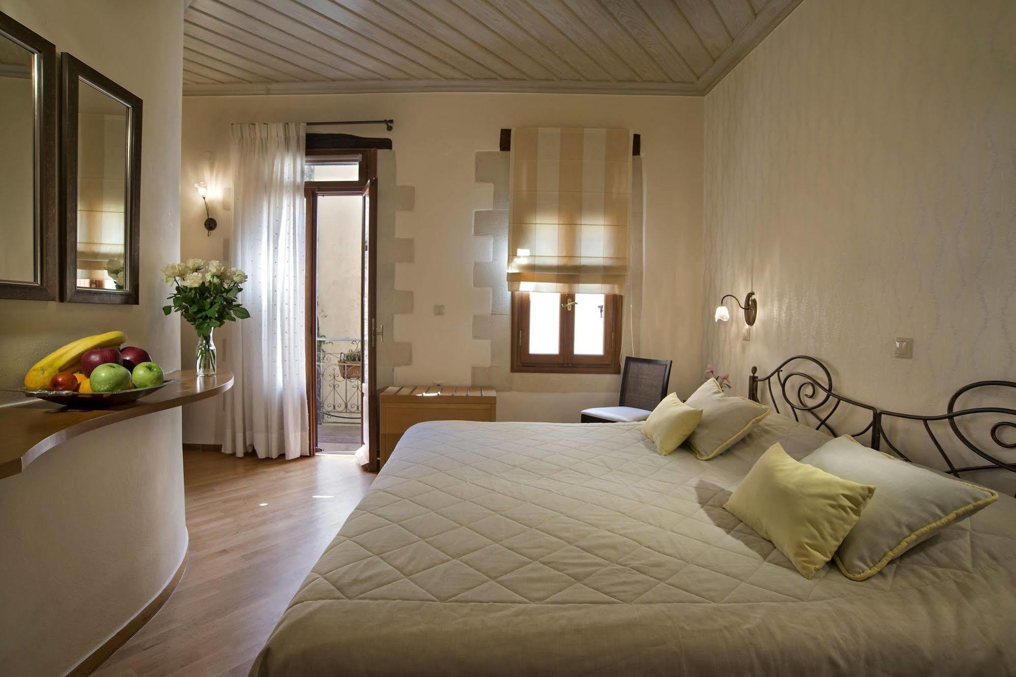Ionas Boutique Chania (Crete)