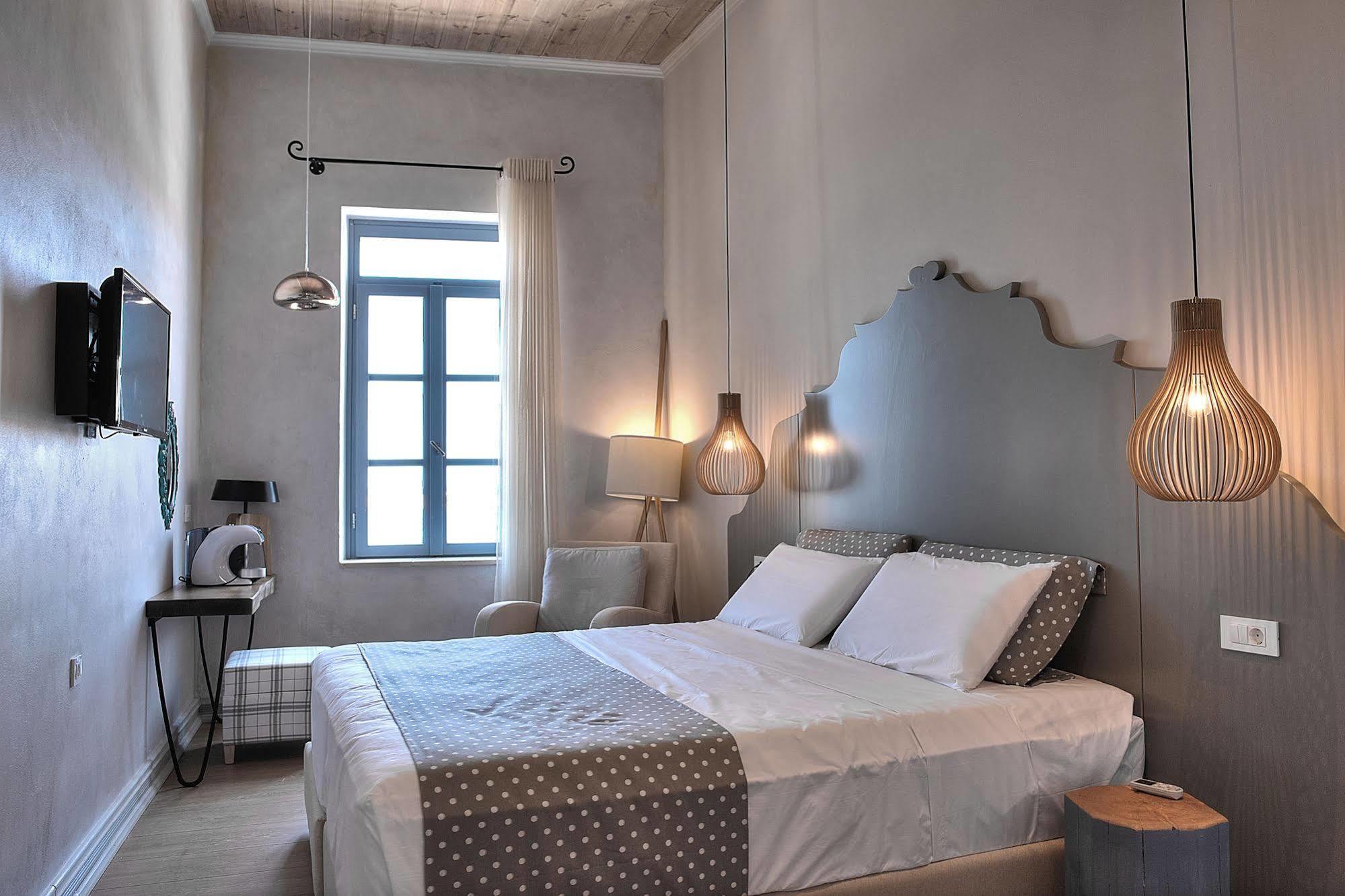 Elia Zampeliou Hotel (Adults Only)