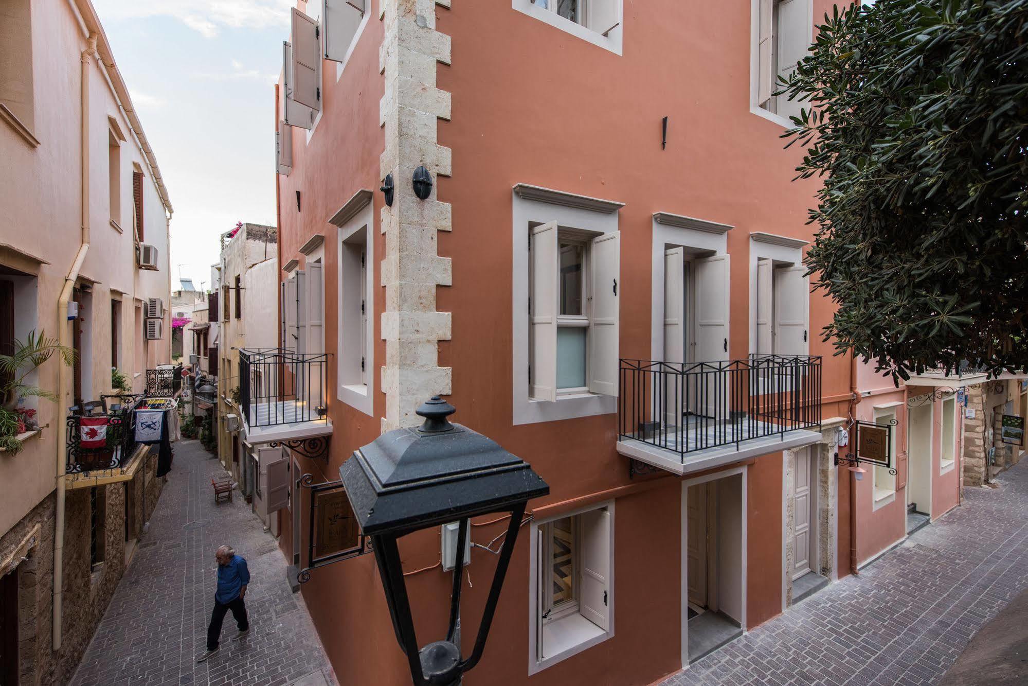 Elia Portou Chrissi Akti Chania