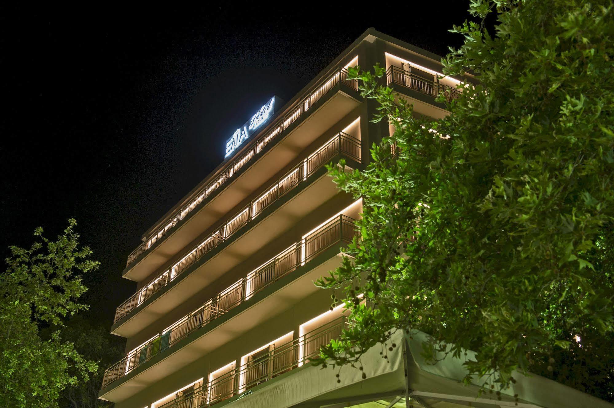 Elia Bettolo 3*