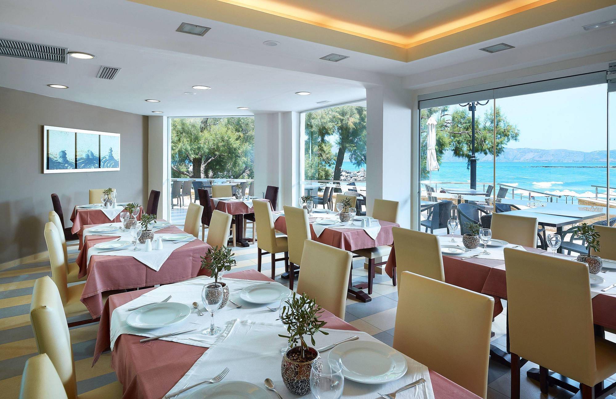 Molos Bay Hotel Chania (Crete)
