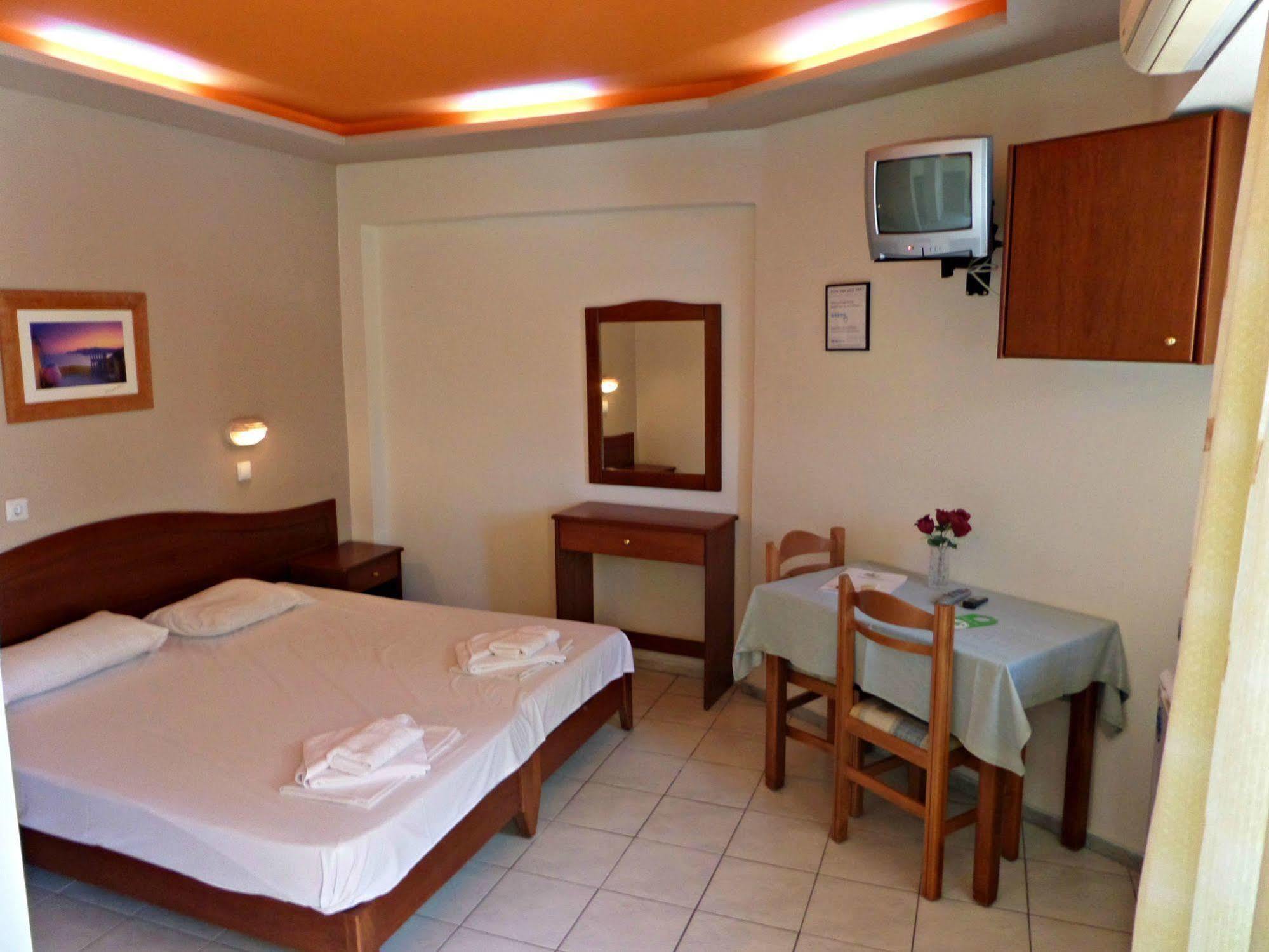 Paradise Hotel