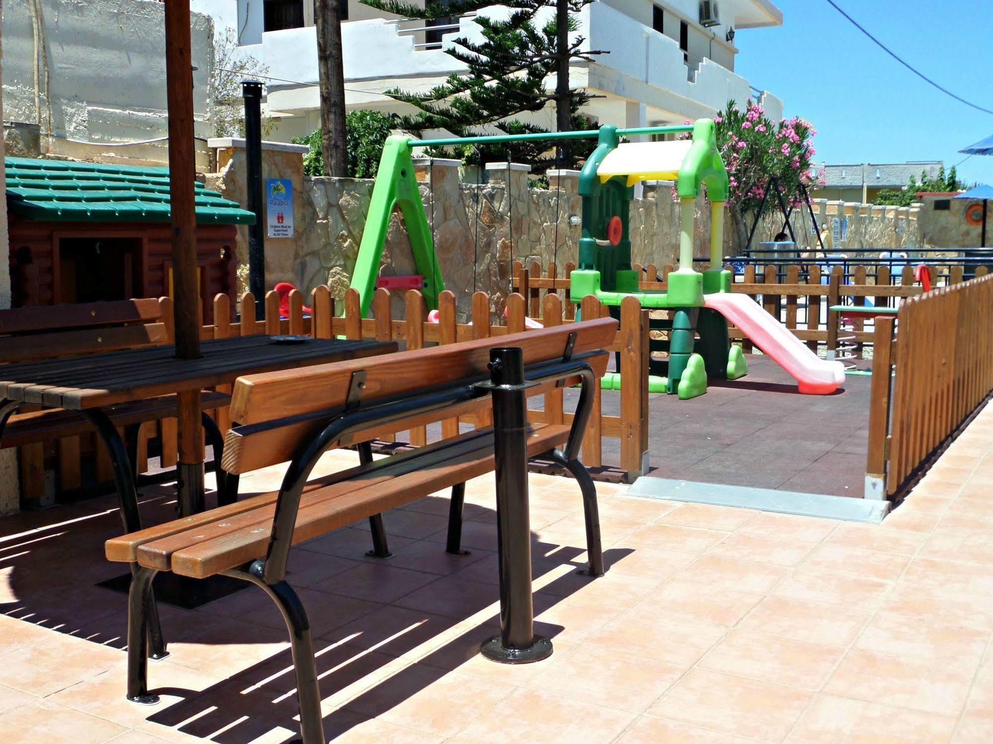 Hotel Paradise 2*