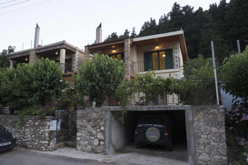 Elia Therissos Maisonettes Hotel