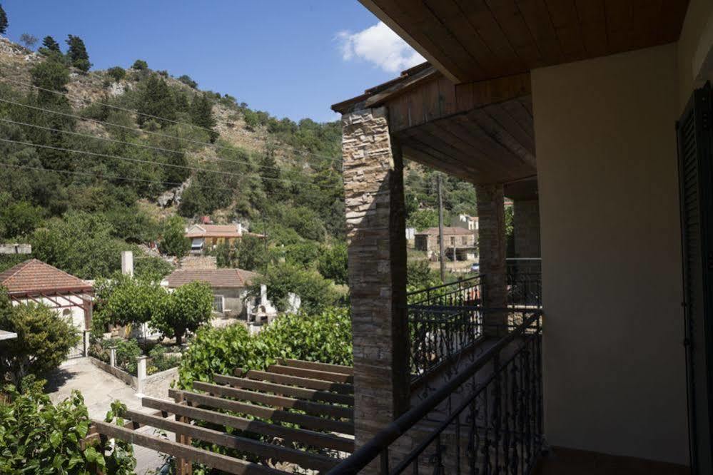 Elia Therissos Maisonettes Hotel 4*