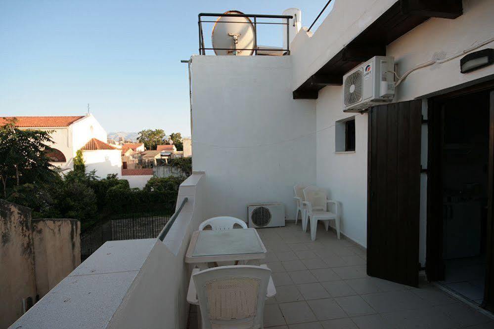 Gasthuis Chania 3*