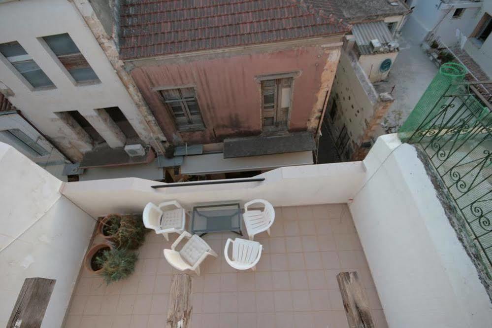 Chania 3*