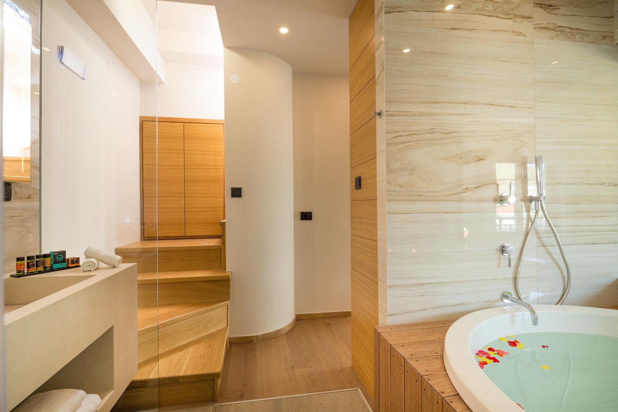 Querini Luxury Hotel