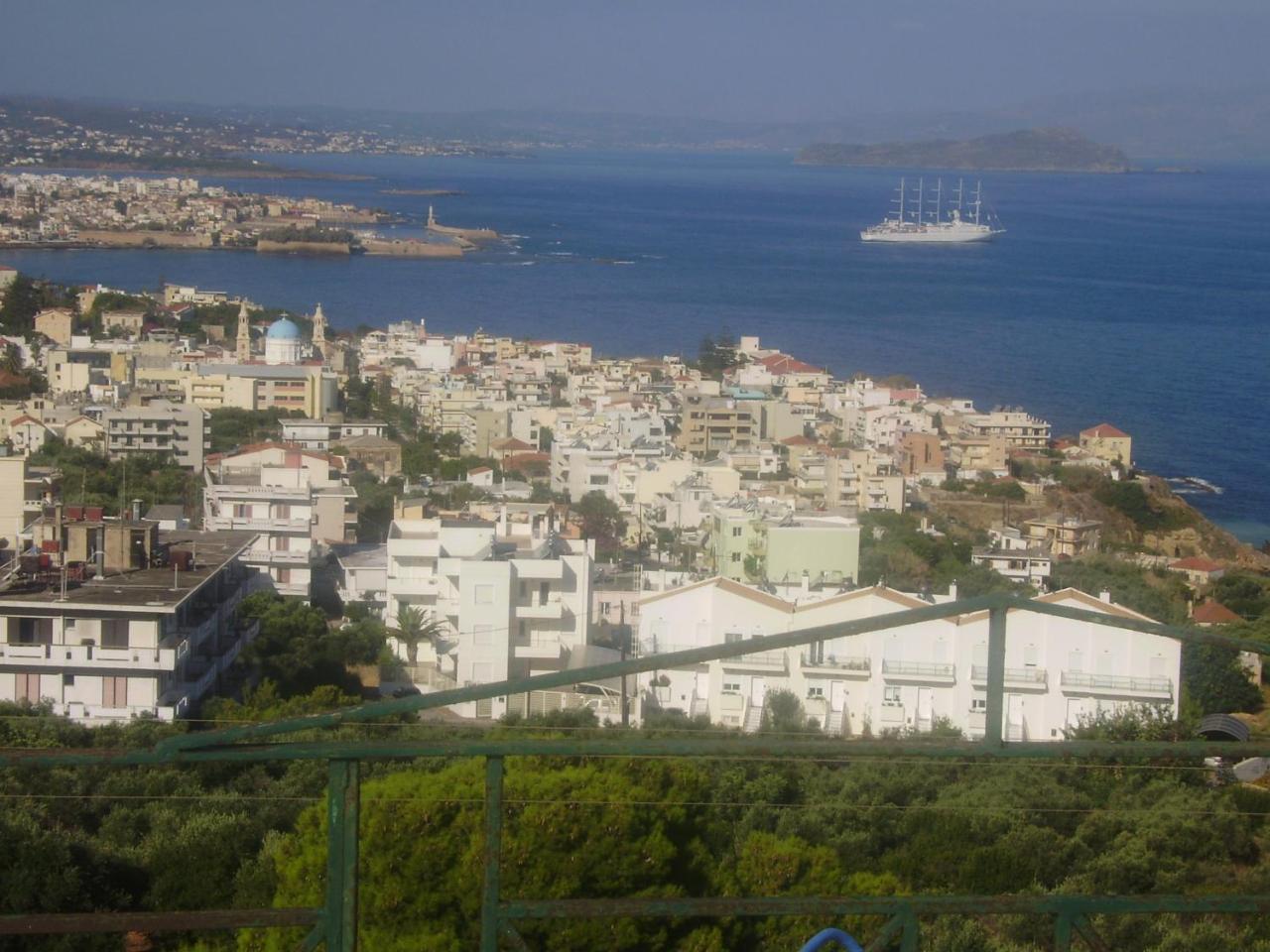 Hotel Akrotiri