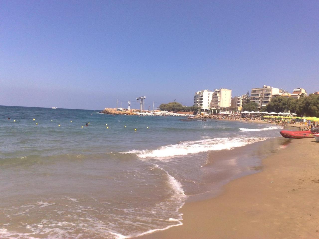 Stefan's Seafront Apartment