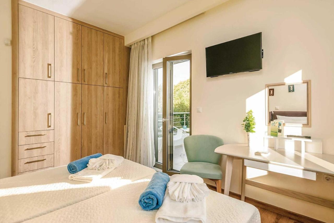 Villa Breeze